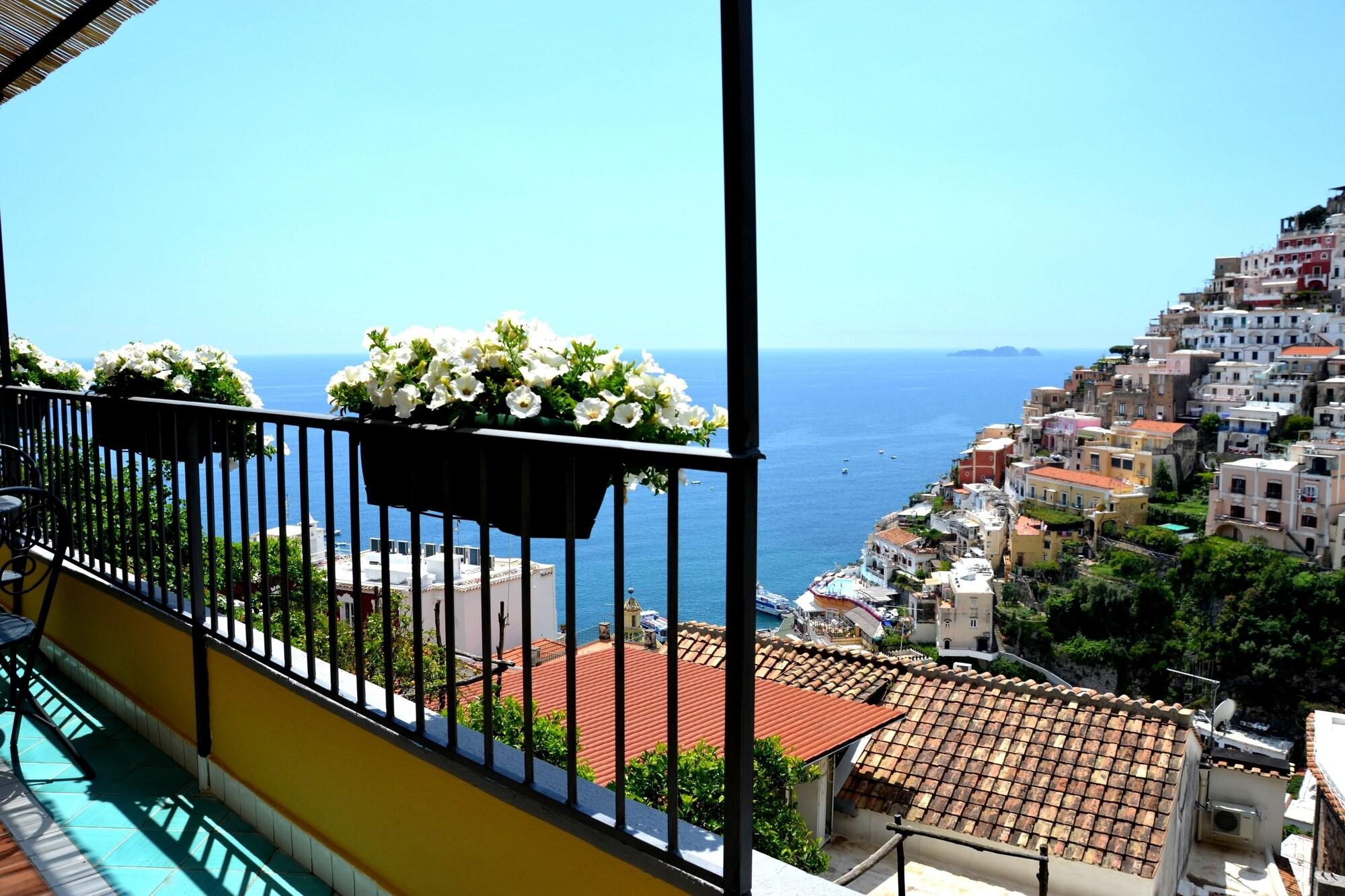 Palazzo Margherita Positano Bagian luar foto