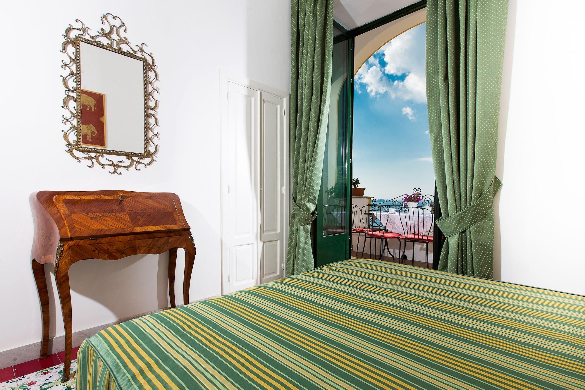 Palazzo Margherita Positano Bagian luar foto