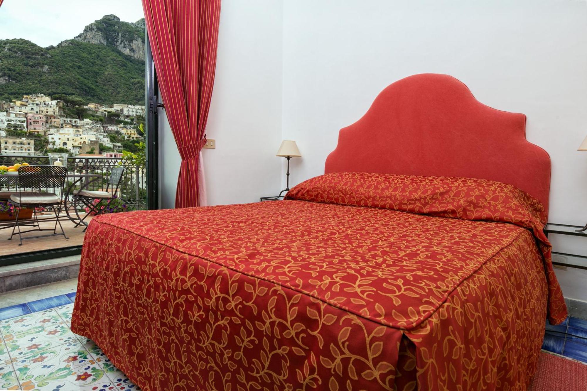 Palazzo Margherita Positano Bagian luar foto